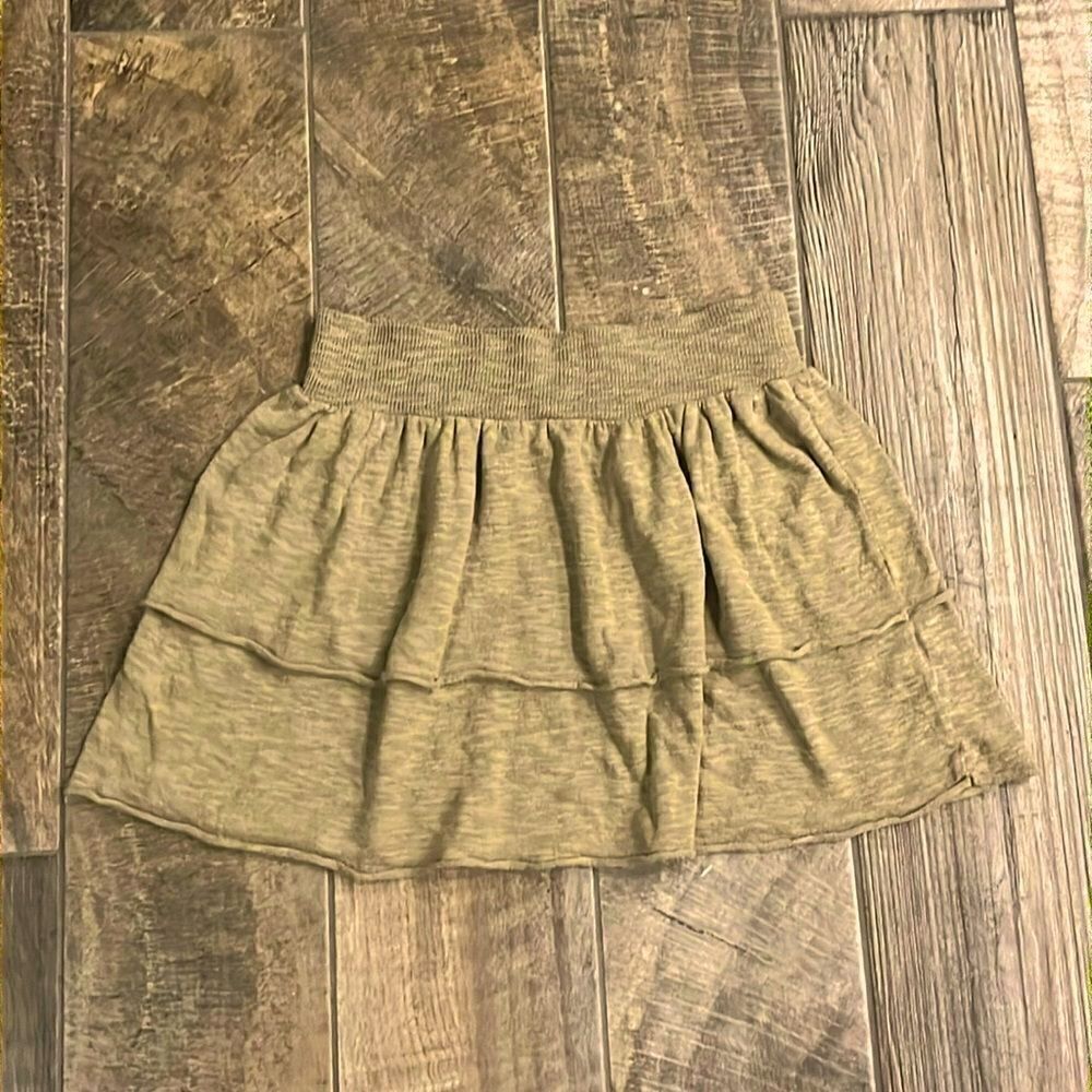 Zara  ruffled  skirt.
